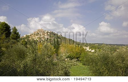 Francia, Provenza, Luberon: città di Gordes