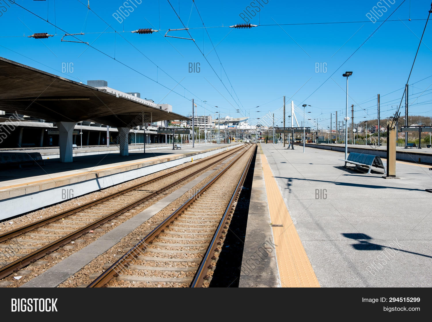 Beautiful Railway Image & Photo (Free Trial) | Bigstock