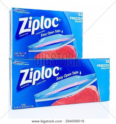 Winneconne, Wi -  7 April 2019: A Package Of Ziploc Brand Bags Double Zipper With Easy Opne Tabs In 