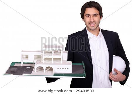 Arquitecto con modelo