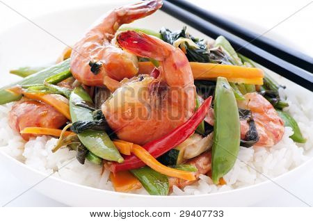 Chili thaï, fruits de mer avec riz