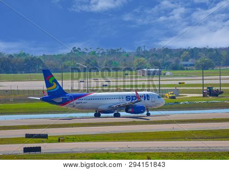Orlando, Florida.  March 02, 2019. Frontier Aircraft On Runway Preparing For Departure From The Orla