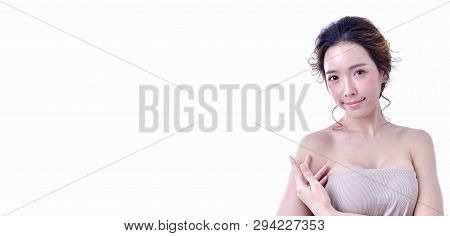 Beauty Concept. Beauty Spa Woman With Perfect Skin Portrait. Beautiful Woman Face Close Up Studio On