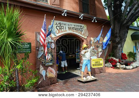 Key West, Fl, Usa - Jan 1, 2015: Key West Shell Warehouse At Mallory Square In Key West, Florida, Us