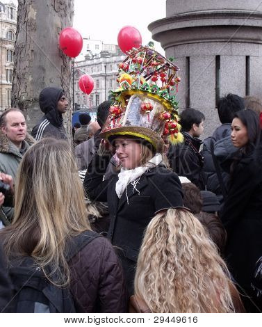 Londýn-JAN 29: Davy 1000s slaví rok drak čínský Nový rok v trafalgar squar