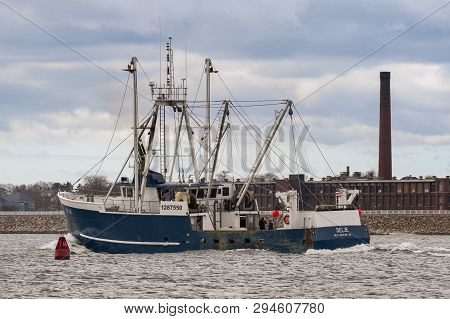 New Bedford, Massachusetts, Usa - April 10, 2019: Scalloper Selje Heading Out Of New Bedford On Clou