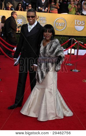 LOS ANGELES - JAN 29: Cicely Tyson aankomt op de 18e jaarlijkse Screen Actors Guild Awards bij heiligdom 