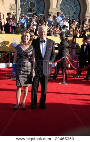 LOS ANGELES - 29 jan: Christopher Plummer มาถึงที่ 18 ประจำปีจอนักแสดงอาชีพแห่งอเมริการางวัลที่ 