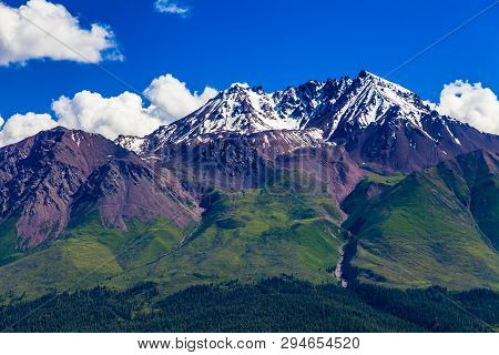 China Qinghai Qilian County Zhuoer Mountain Scenic