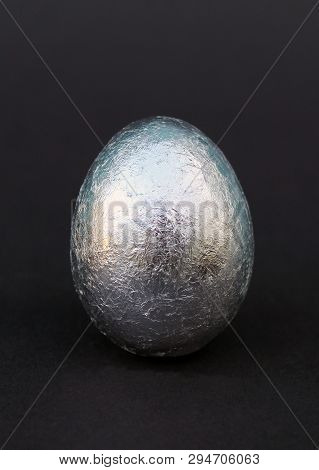 Easter Silver Easter Egg Isolated On White Backgroundeggs And Daffodils