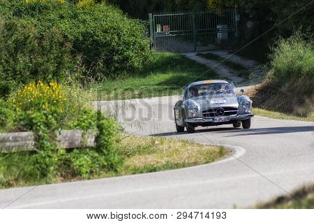 Pesaro Colle San Bartolo , Italy - May 17 - 2018 : Mercedes-benz 300 Sl CoupÉ (w198) 1955 On An Old 