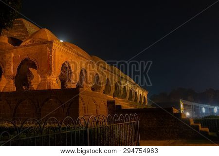 Rasmancha, Oldest Brick Temple Of India Is A Famous Tourist Attraction In Bishnupur, West Bengal, In