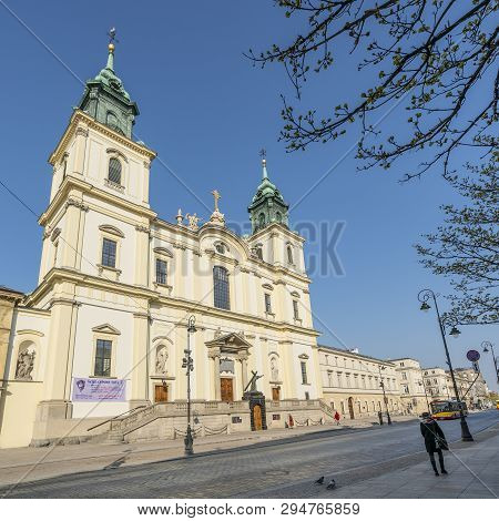 Warsaw, Poland. April, 2019.    A View Of The  Kościół Świętego Krzyża, The   Holy Cross Church In  
