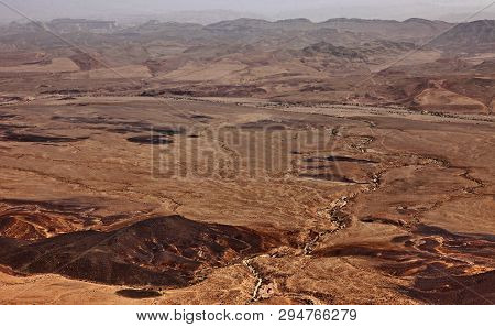 Machtesh Ramon - erosion crater in the Negev desert, the most picturesque natural landmark of Israel
