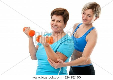 年配の女性のジムで