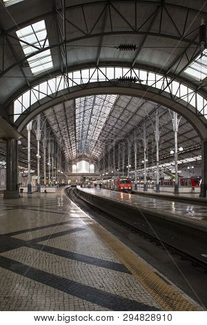 Lisbon, Portugal-october 29, 2018: Rossio Railway Station In Lisbon At 29 October, 2018