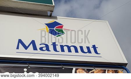 Bordeaux , Aquitaine / France - 08 25 2020 : Matmut Sign And Text Logo Front Of Store Insurance Grou