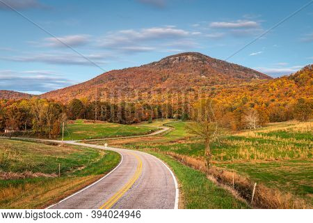 Yonah Mountain, Georgia, USA in autumn with rural roads.