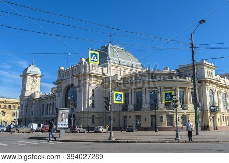 Russia, St. Petersburg 30,03,2019 Vitebsky Railway Station - Passenger Terminal Of St. Petersburg-vi