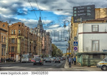 Russia, St. Petersburg 18,09,2016 Kamennoostrovsky Avenue In The City Center