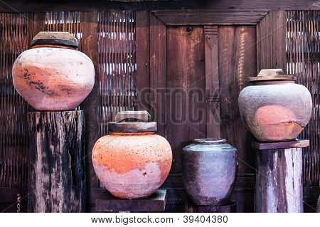 Eathenware