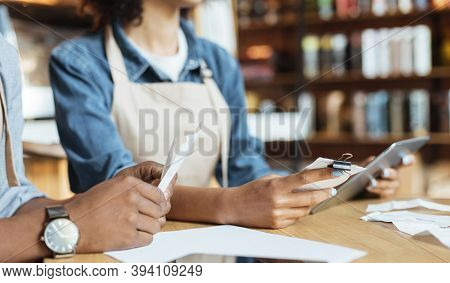 Coronacrisis, Accounting, Bill Payment And New Normal. Small Business Of African American Owners Of 