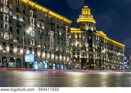 Sadovaya-sukharevskaya Street Is A Street In The Meshchansky District Of Moscow, Part Of The Garden 