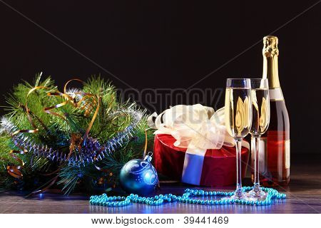 Bicchieri di champagne al party di Capodanno