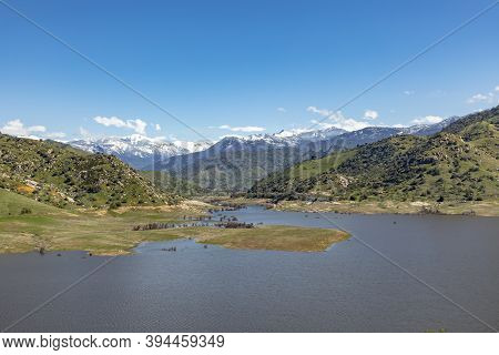 Scenic Lake Kaweah In Three Rivers At The Entrance Of Sequoia National Park, Usa