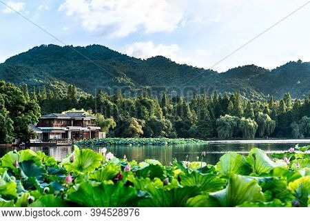 The Beautiful Landscape Scenery Of Xihu West Lake And Pavilion In Hangzhou China.