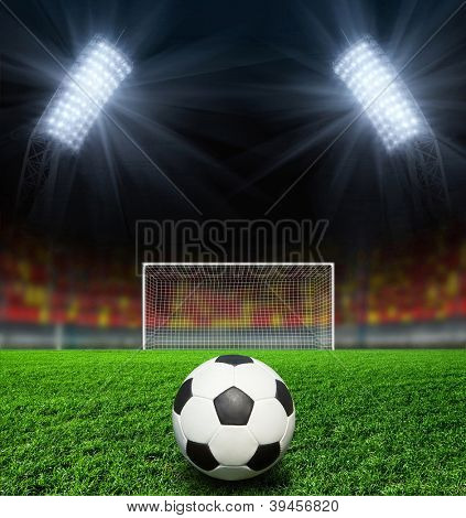 A zöld mező a futball-labda