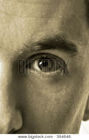Œil masculin
