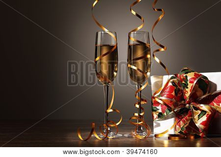 Bicchieri di champagne al party di Capodanno