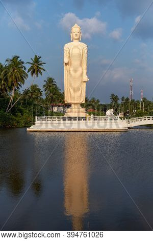 Buddha Statue - Tsunami Memorial In Peraliya, Sri Lanka
