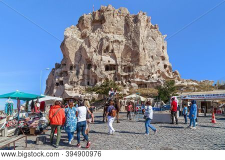 Uchisar, Turkey - October 4, 2020: This Is The Uchisar Cave Castle, Which Is A Large Rock, Where Cav