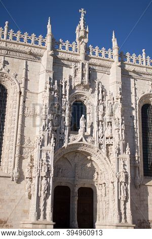 Castel In The Center Of Portugal Lisboa