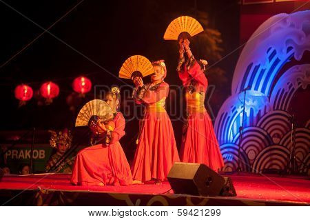 Fan Dancing In Chinese New Year.