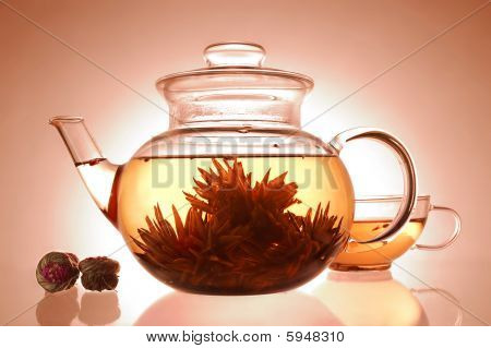 Glas Teekanne und cup