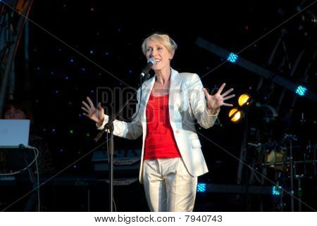 Irina Bogushevskaya