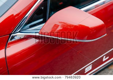 Tesla Model S Electric Car Zero Emissions