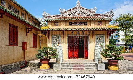 Le Van Duyet Temple, History Worship Place