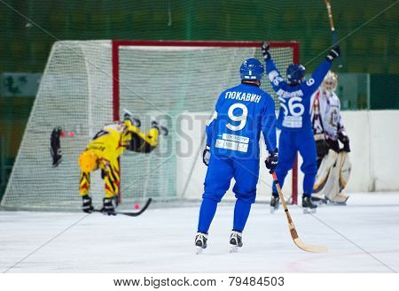Sveshnikov M. (66) Scores, Estbloom J. (4) Fall Down