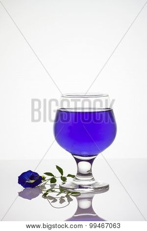 Butterfly Pea Flower Juice In Wine Glass