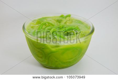 Lod Chong Thai dessert in coconut milk on glass cup
