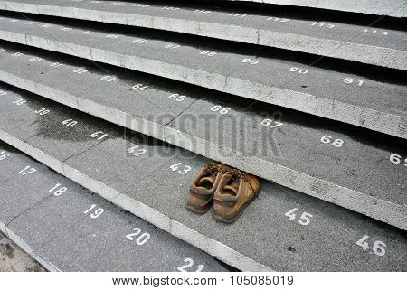 Staircase step with numbers at Kuching Town Mosque