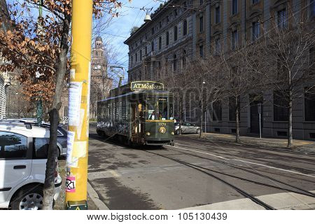 Old Tram Atmosfera Where People Can Have Dinner While Visiting The City