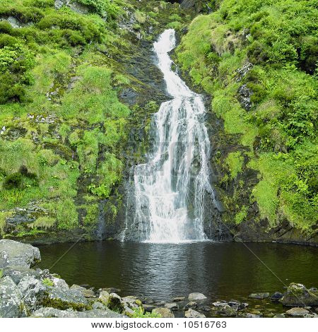 Assarancagh vodopád, hrabství Donegal, Irsko