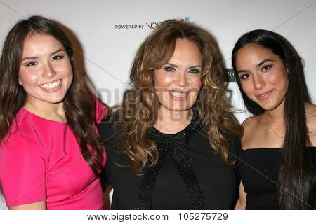 LOS ANGELES - OCT 17:  Catherine Bach, Sophia Isabella Lopez, Laura Esmeralda Lopez at the  LAPD Eagle & Badge Foundation Gala at the Century Plaza Hotel on October 17, 2015 in Century City, CA