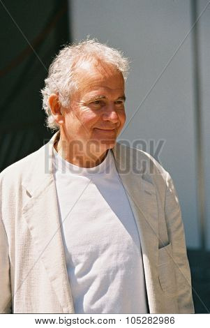 CANNES, FRANCE - MAY 15: Ian Holm arrives  at the Palais des Festivals during the 53th International Film Festival May 15, 2000 in Cannes, France