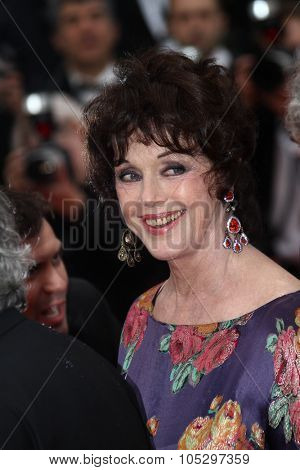 CANNES, FRANCE - MAY 21: Annie Duperey attends the 'Vous N'avez Encore Rien Vu' premiere during the 65th  Cannes  Festival at Palais des Festivals on May 21, 2012 in Cannes, France